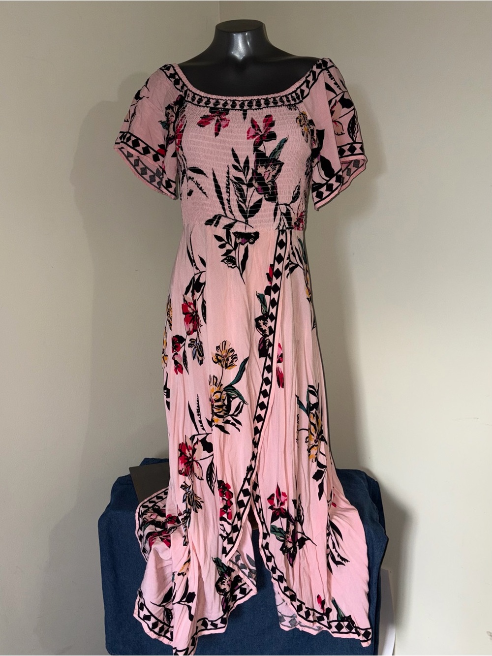 Jealous tomato, floral smoked bodice off shoulder Hi-Low Wrap Dress Size Medium